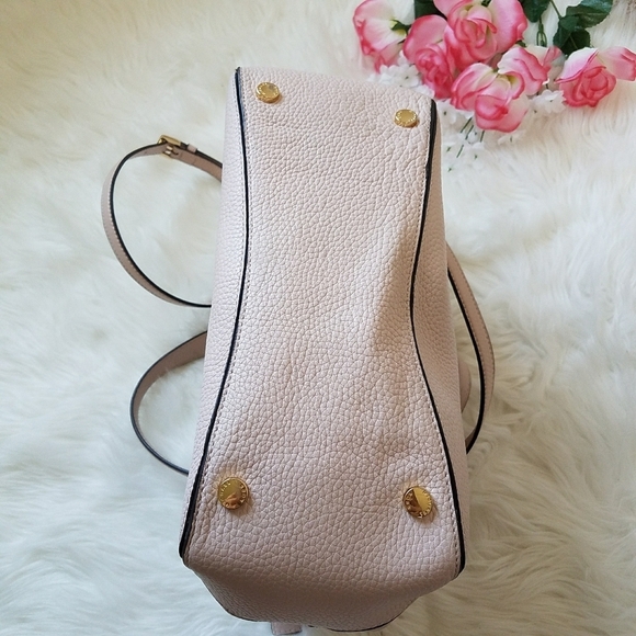 Michael Kors Crossbody Leather Tote Bag - Picture 7 of 16